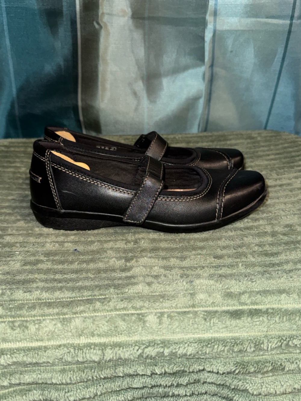 Clarks Black Leather Mary Jane Slip-On Loafers